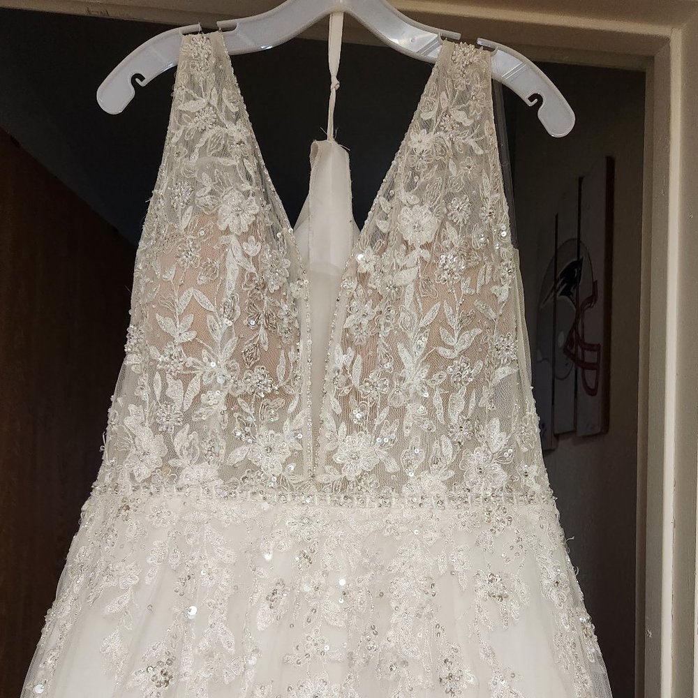 Size 20 Maliyah Morilee Wedding Dress
